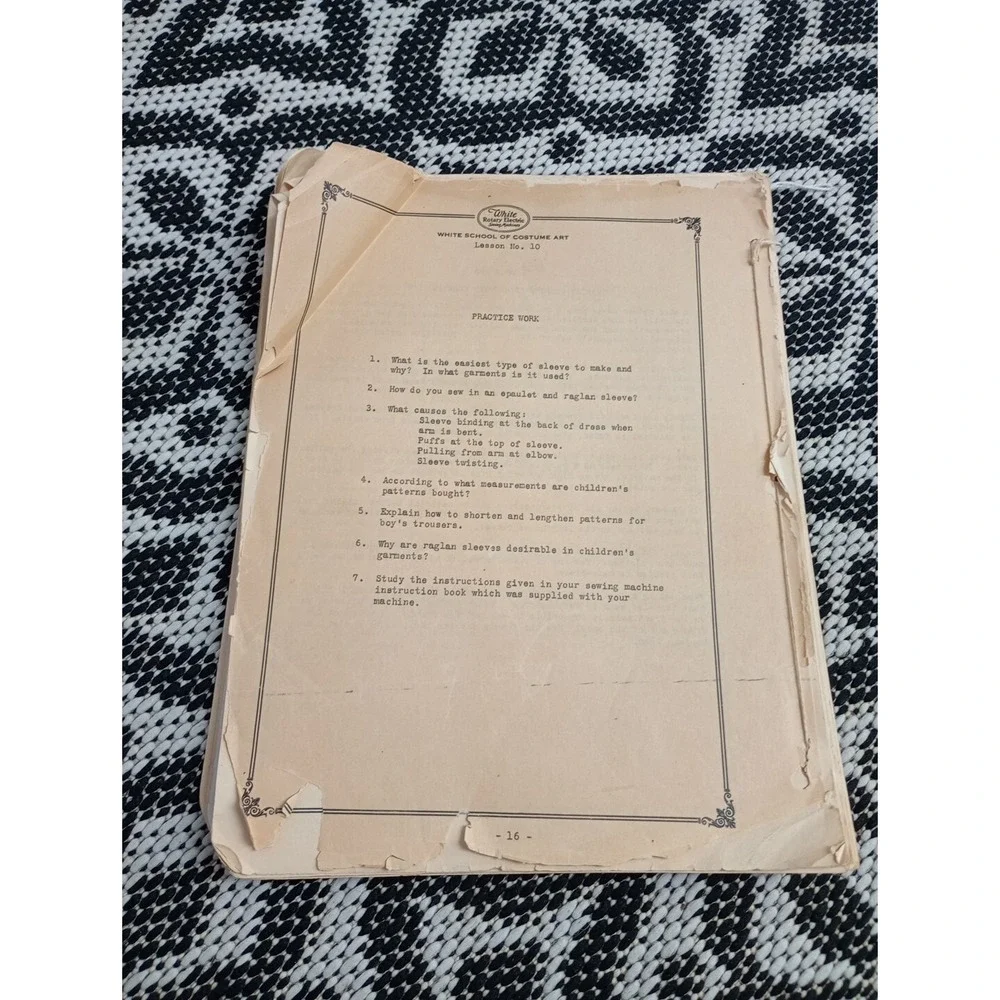 1932  White School Of Costume Art Extension Course Lessons 1-10‎ White Sewing